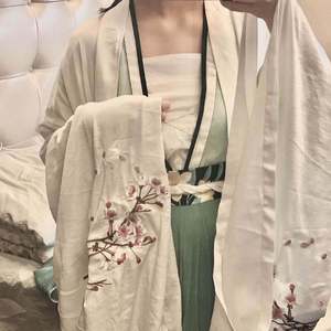 光屁股美女捅阴道网站
